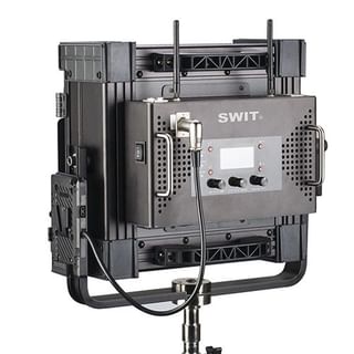 SWIT S-2820 Profesionálny 200W RGBW LED panel SWIT S-2820 Profesionálny 200W RGBW LED panel